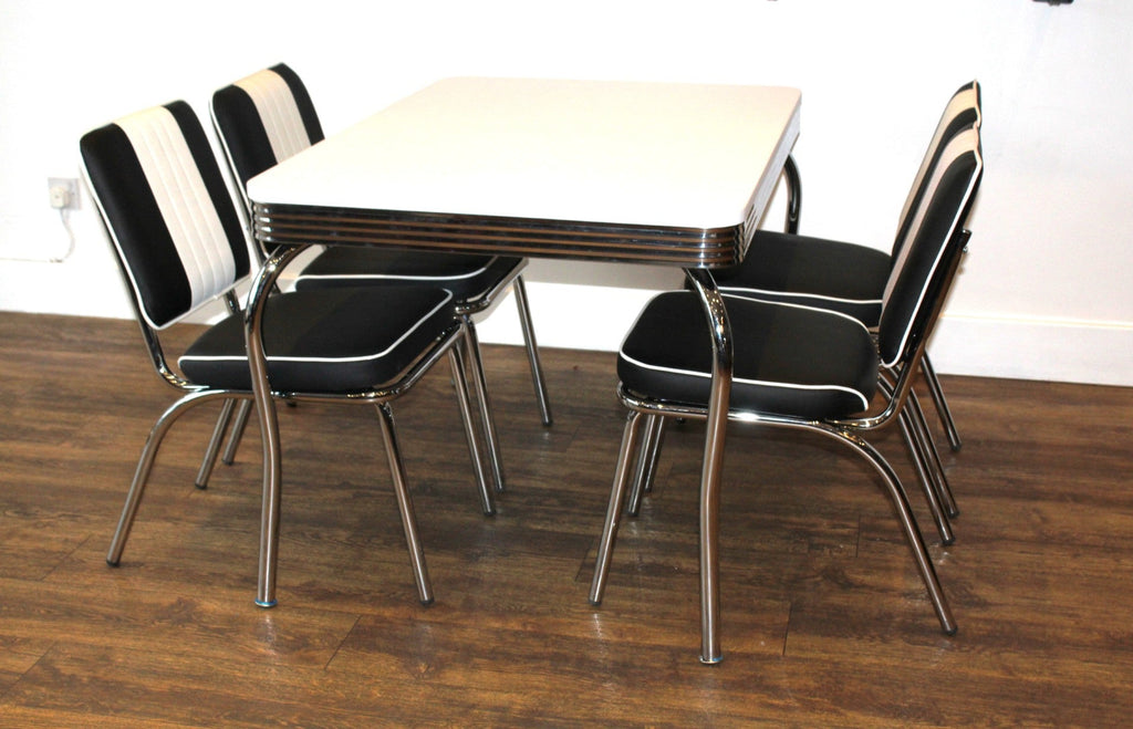 Four Legged Black Diner Set