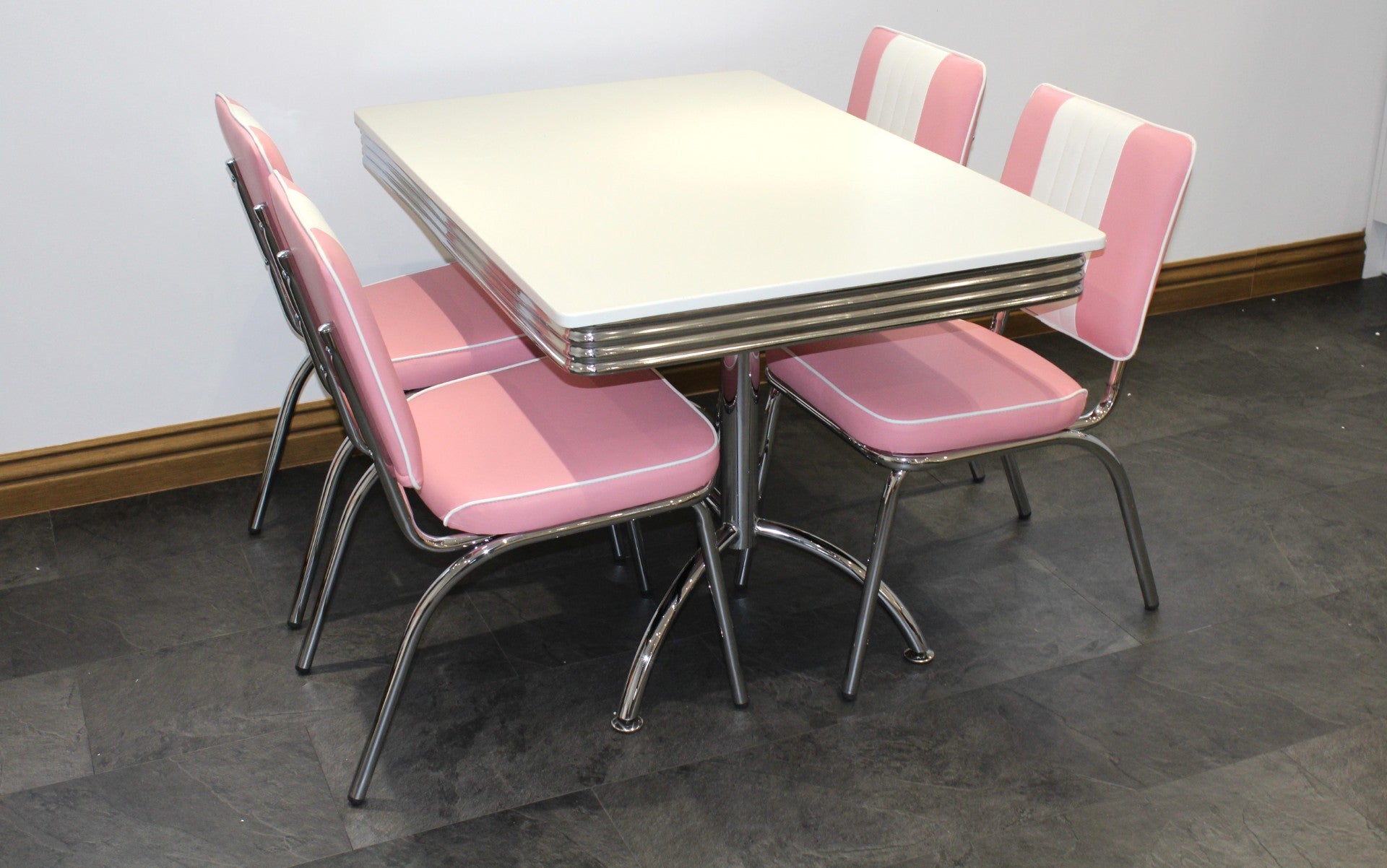 Booth Table Pink Diner Set