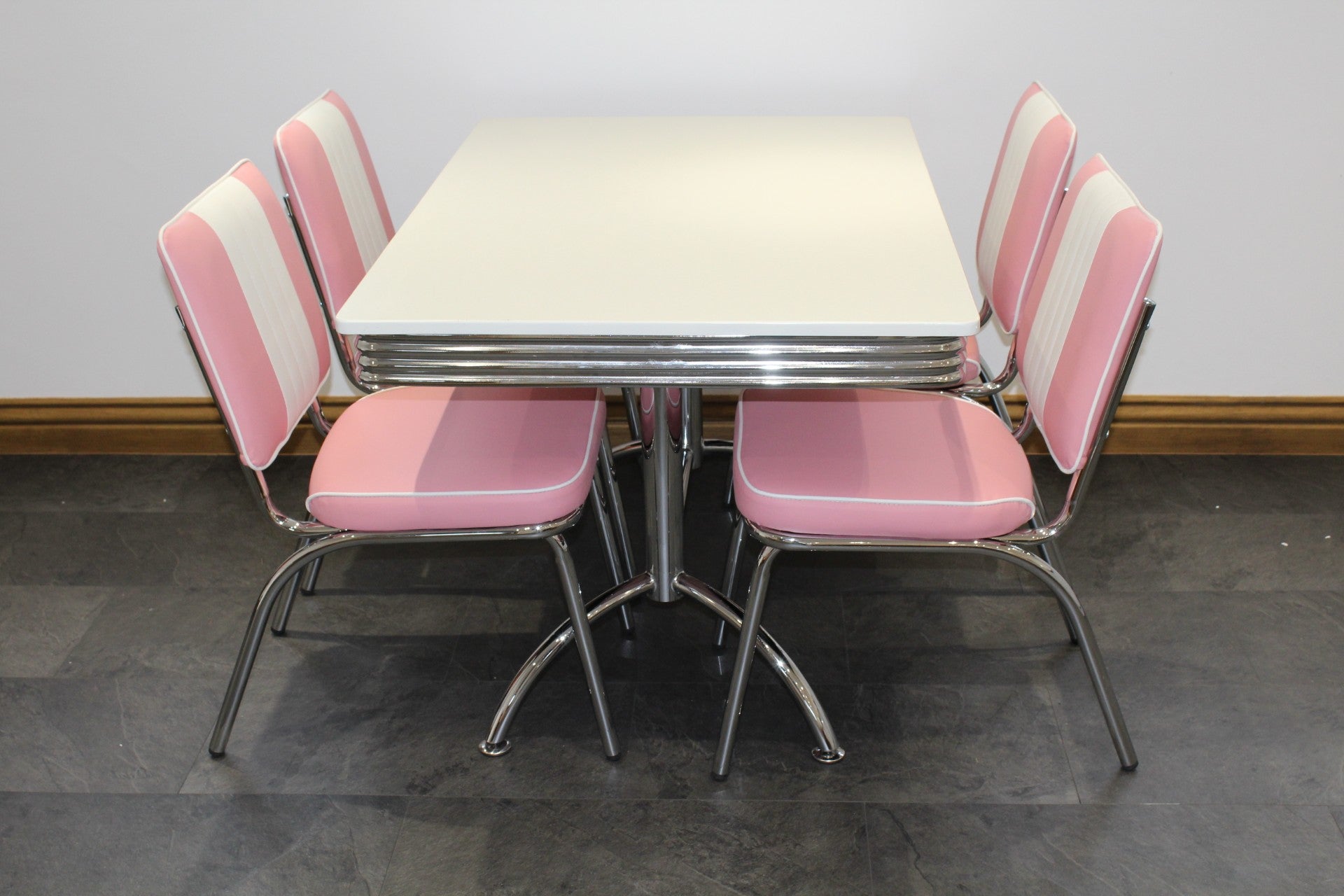 Booth Table Pink Diner Set