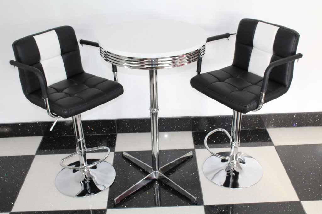 Claw Base Black & White Bistro Set 