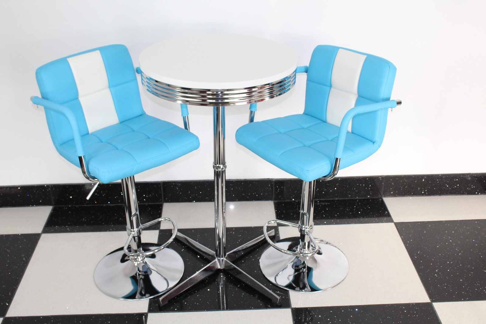 Bistro Set Blue and White – Claw Base